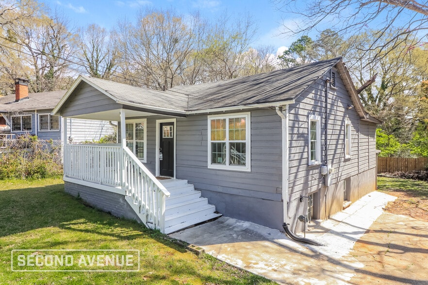 Building Photo - 1328 Eason St NW