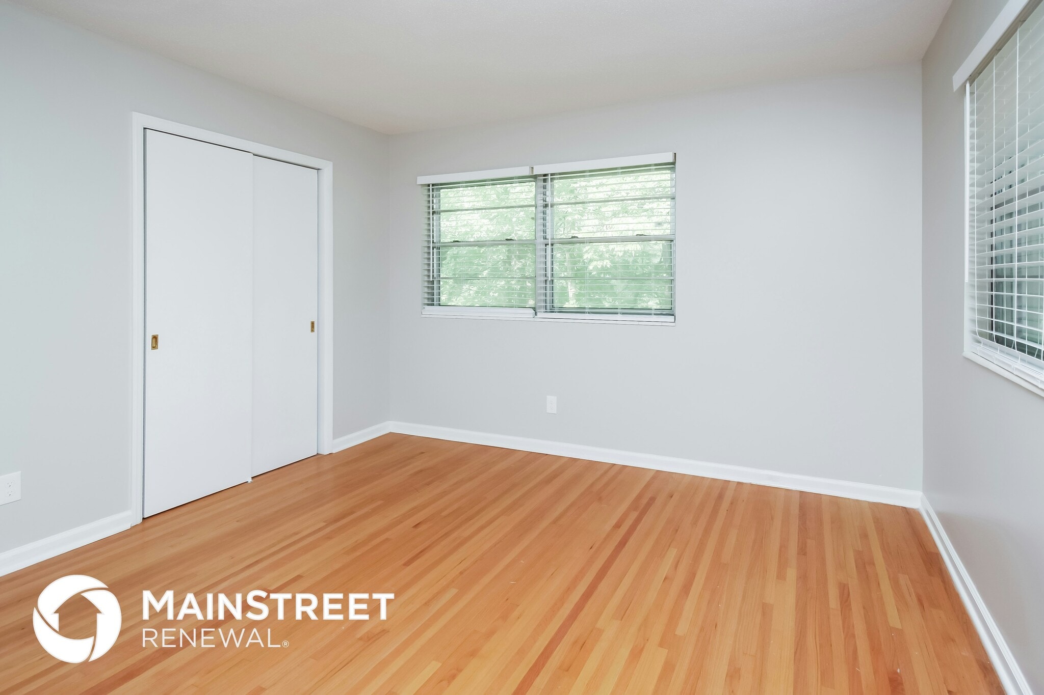 Building Photo - 2025 Rockwood Ln