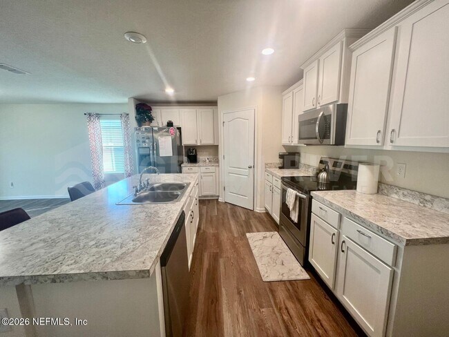 Building Photo - 9196 Bighorn Trl