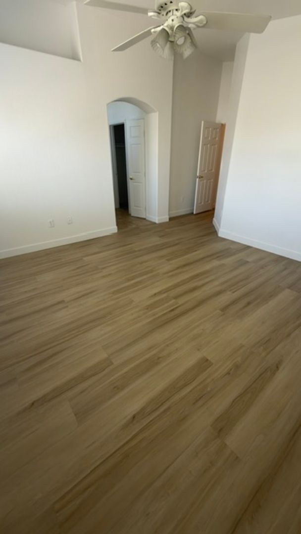 Building Photo - 1286 Capital Gains Dr