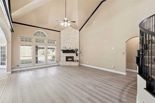 Building Photo - 1604 Bonanza Ln