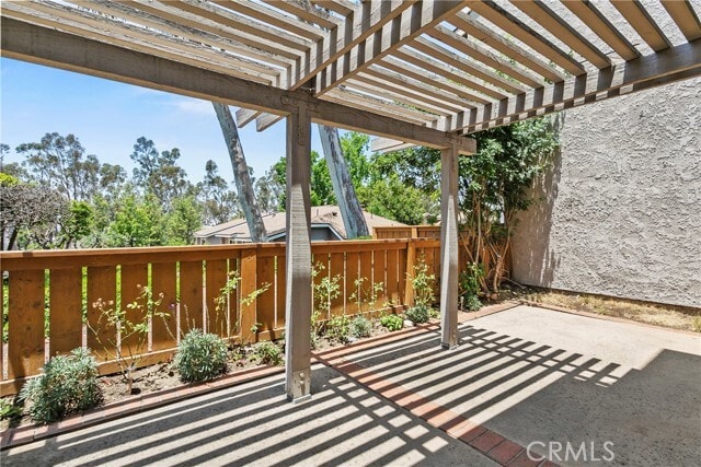 Building Photo - 6516 E Camino Vista