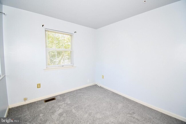 Building Photo - 11234 Hannah Way