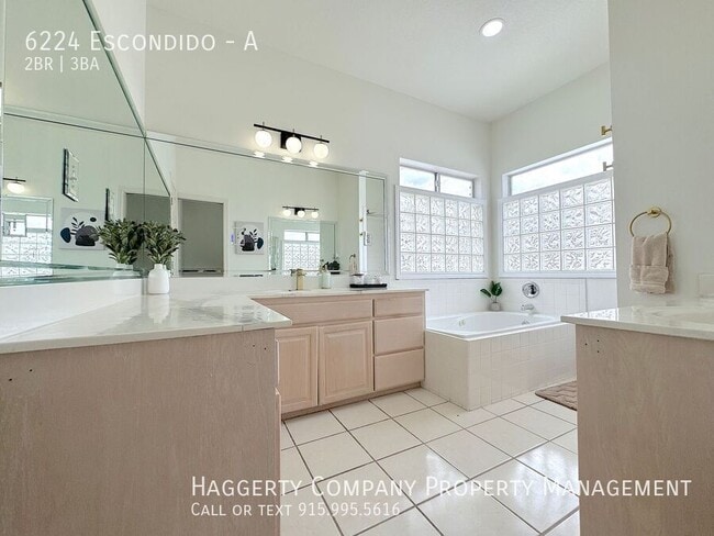 Building Photo - 6224 Escondido-A