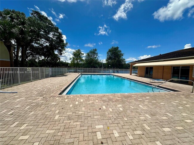 Building Photo - 3630 N 56th Ave
