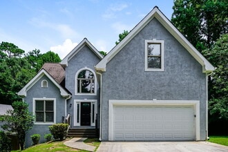 Building Photo - 254 Hillandale Dr