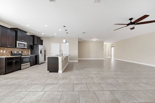 Building Photo - 4512 Linwood Trace Ln