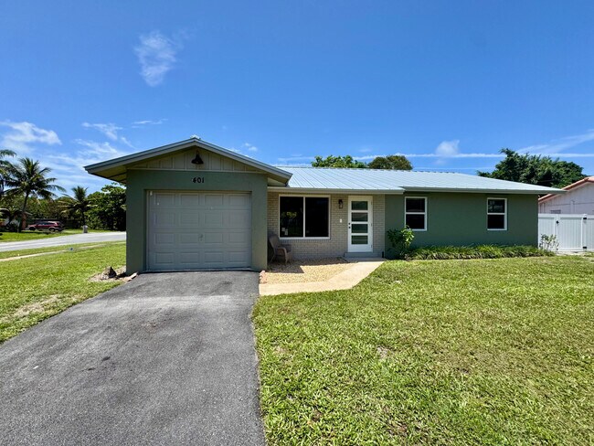 Building Photo - 401 SE 34th Ave