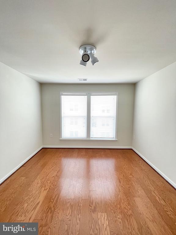 Building Photo - 2934 Finsbury Pl