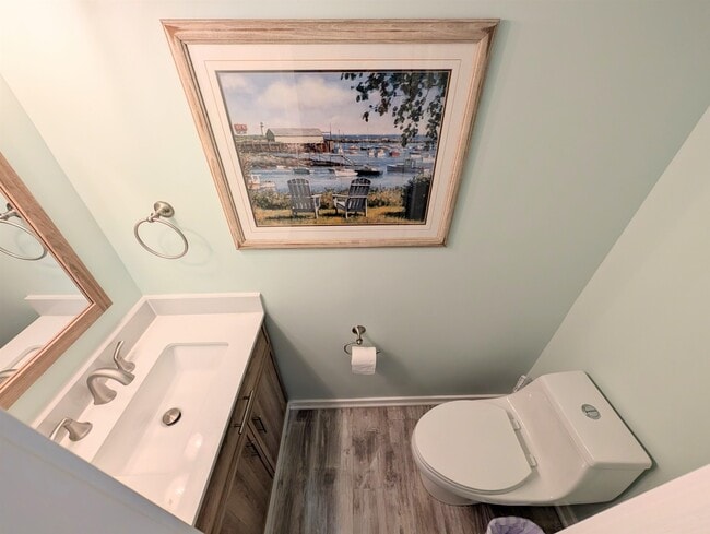 Building Photo - 4350 Intercoastal Dr