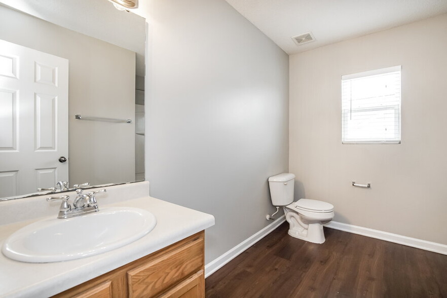 Building Photo - 3532 Kernstown Dr