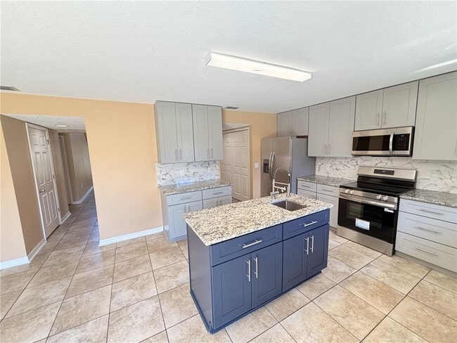 Building Photo - 4 Princess Geraldine Pl