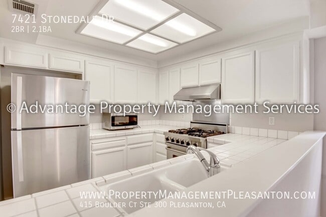 Building Photo - 7421 Stonedale Dr