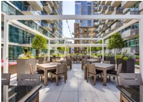 Building Photo - 1330 S Wabash Ave