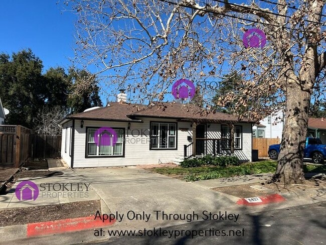 Building Photo - 2427 Sycamore Ave