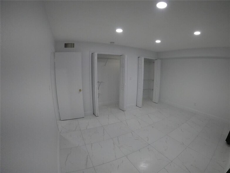 Building Photo - 3265 Griffin Rd