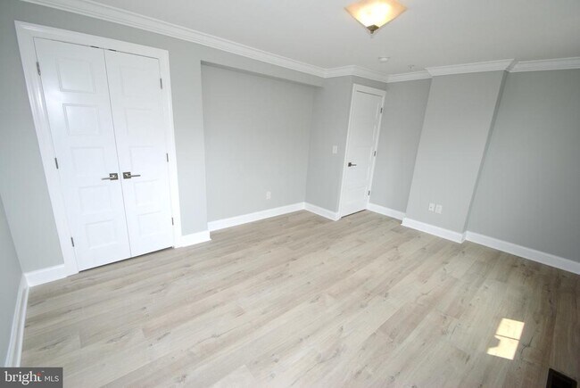 Building Photo - 23 E Union St