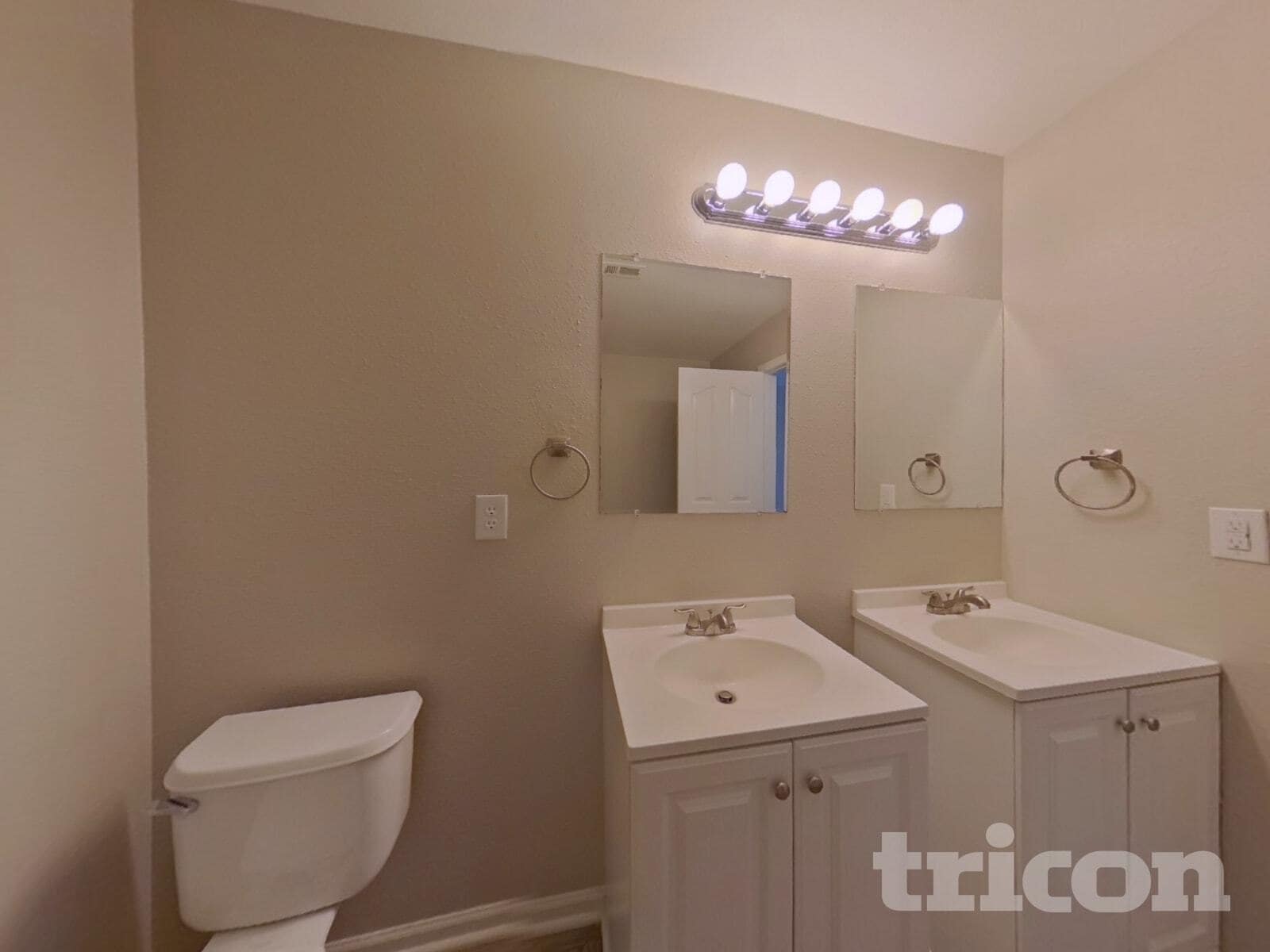 Building Photo - 4614 Christenbury Hills Ln