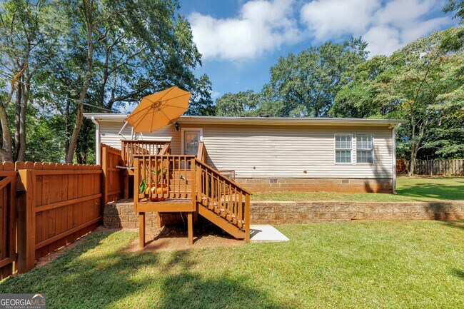 Building Photo - 1810 Evans Dr SW