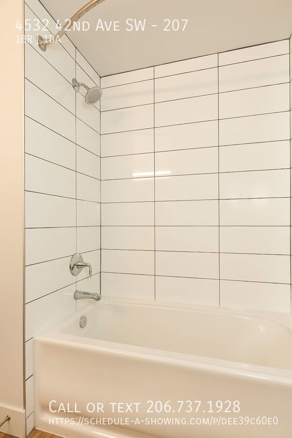 Building Photo - 4532 42nd Ave SW