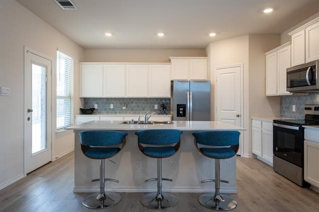 Building Photo - 1171 Norias Dr