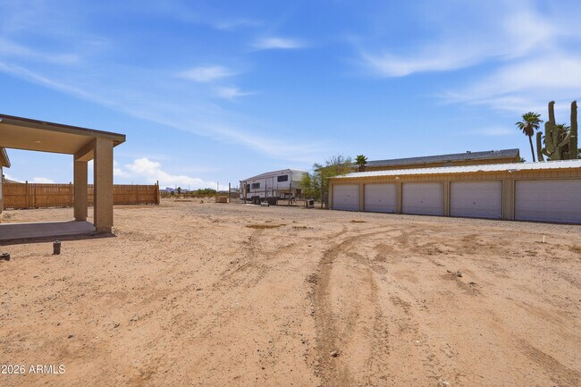 Building Photo - 15610 S Moon Valley Rd
