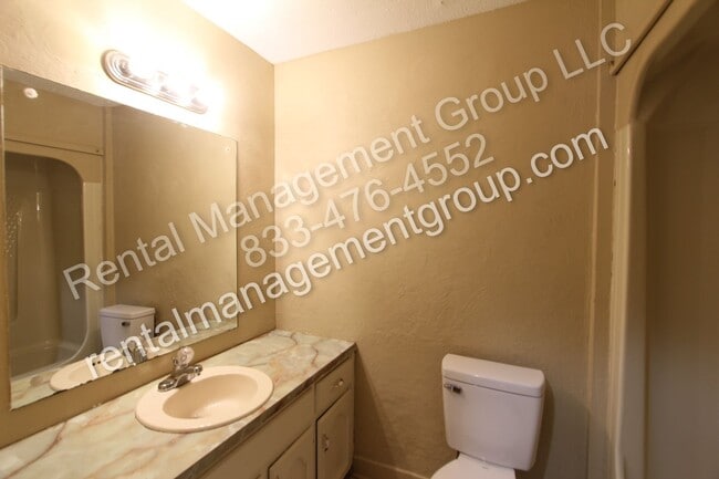 Building Photo - New On The Market! 3BR 2BA + Lower Level D...