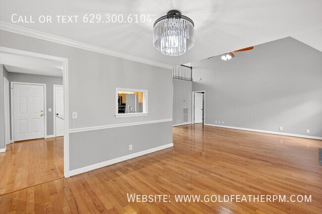 Building Photo - 3940 Waterford Way