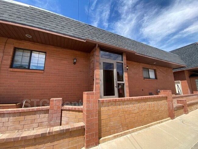 Building Photo - 145 E 500 S