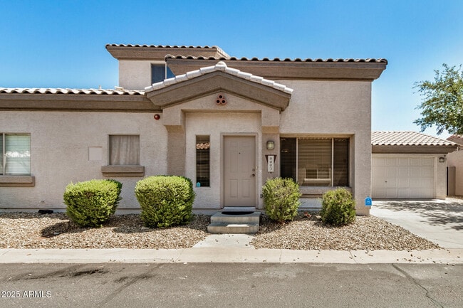 Primary Photo - 8003 W Zoe Ella Way
