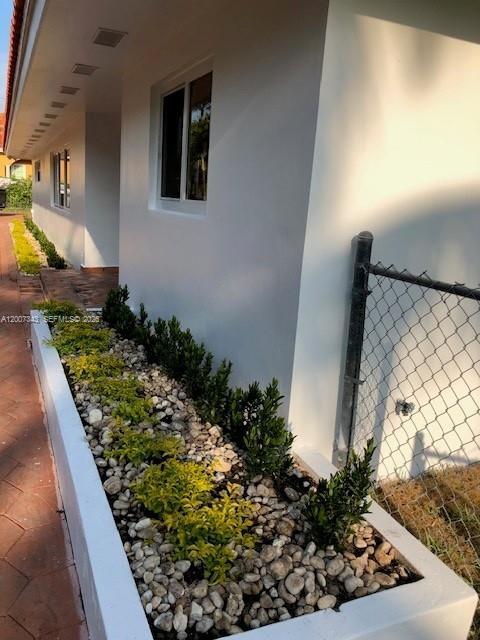 Building Photo - 7090 SW 62nd St