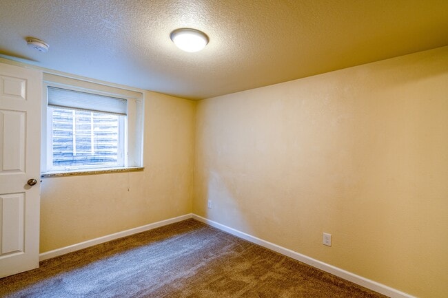 Building Photo - 2909 W Kiowa St
