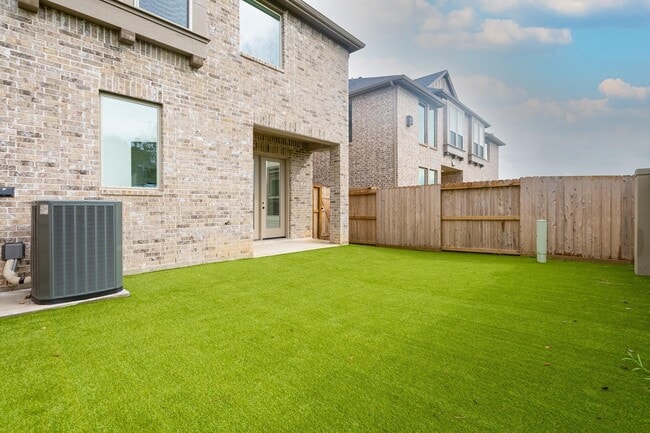 Building Photo - 6522 Bramble Cv Ln