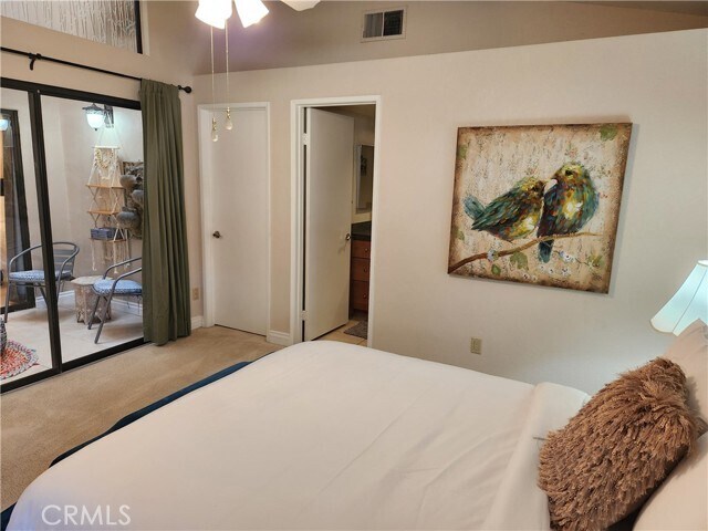 Building Photo - 41786 Woodhaven Dr W