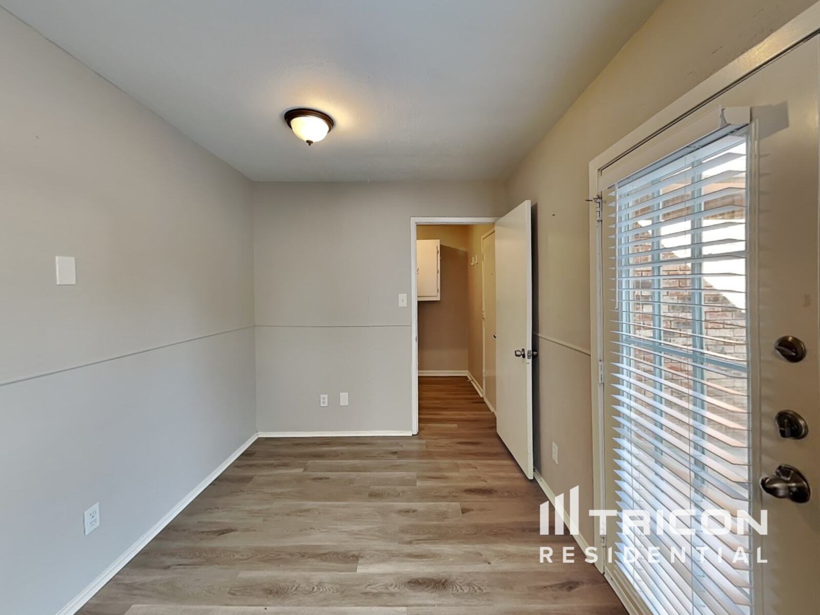 Building Photo - 5001 Oregon Ct