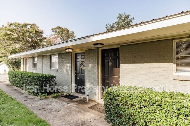 Building Photo - 550 Macon Hwy