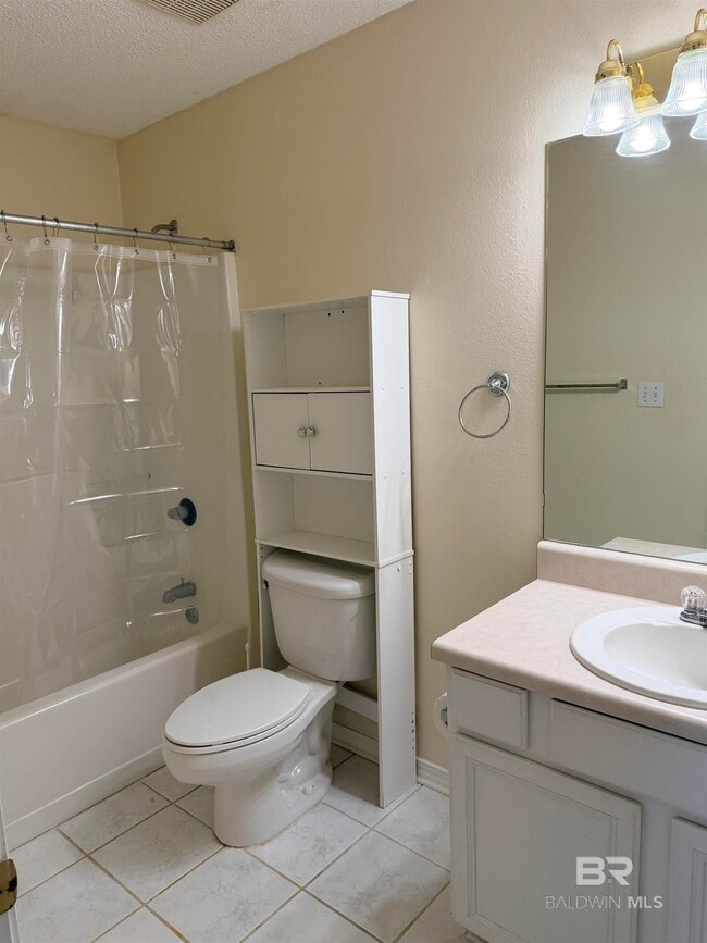 Building Photo - 24956 Ivy Ln