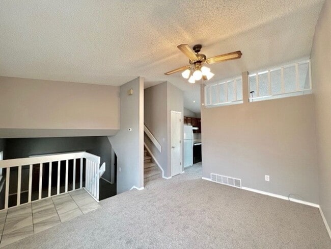 Building Photo - 3 Bedroom 1.5 Bath Home in Briargate with ...