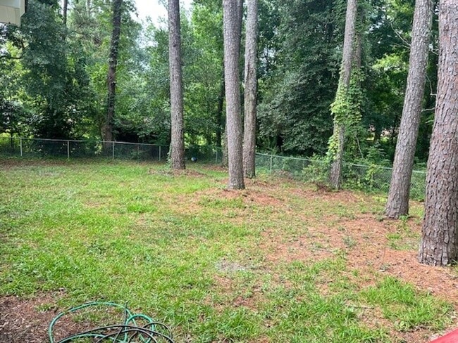 Building Photo - Desirable 3 Bedroom Home UNCW/Cape Fear St...