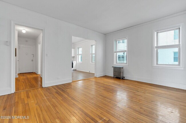 Building Photo - 400 Deal Lake Dr