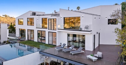 Building Photo - 7567 Hermes Dr