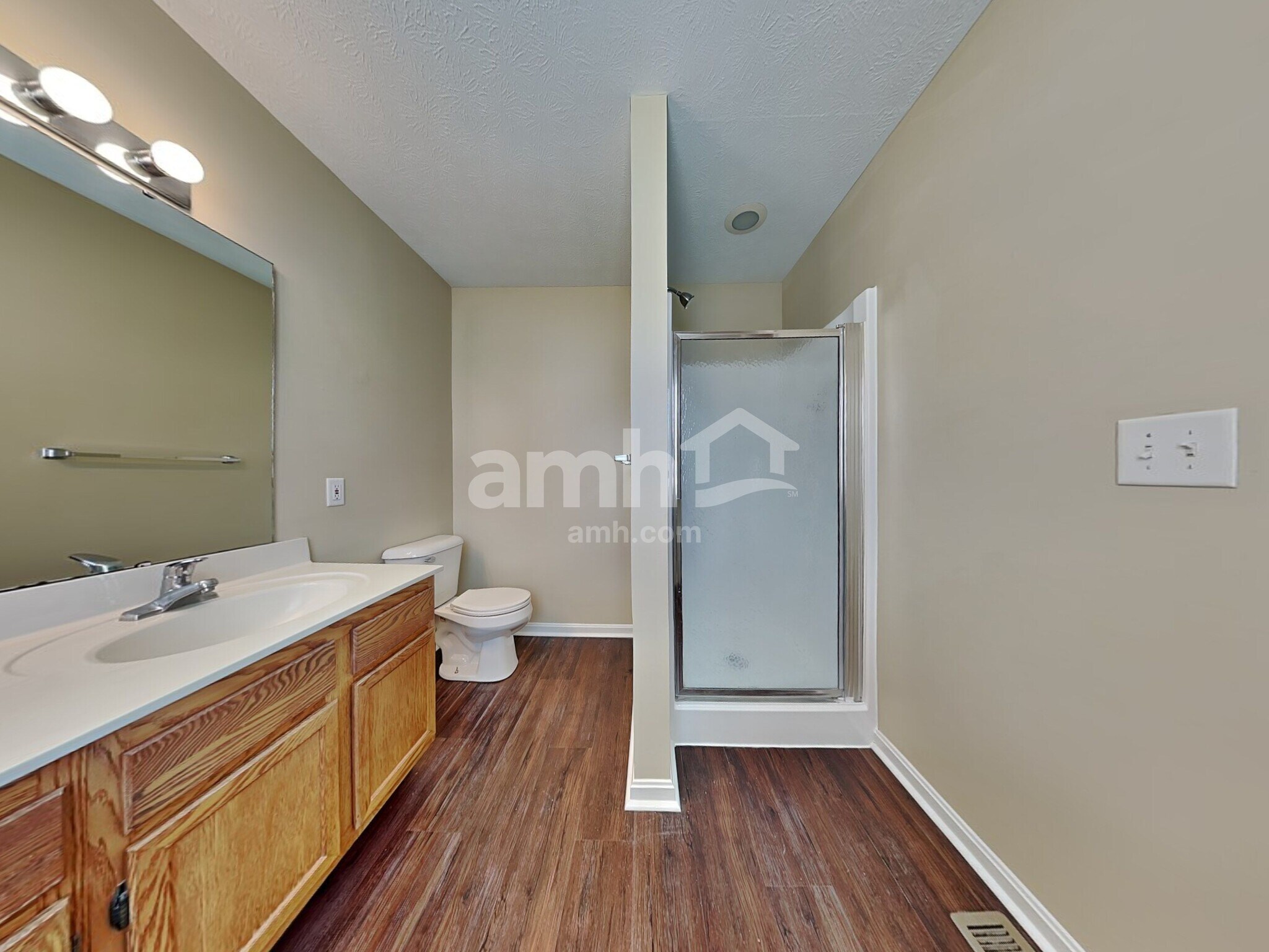 Building Photo - 410 Morning Sun Dr