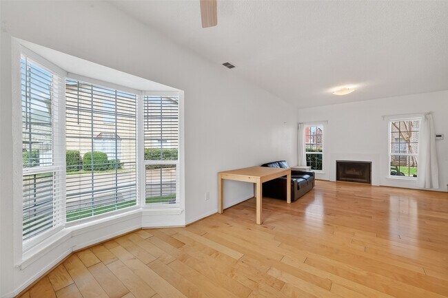 Building Photo - 7575 Cambridge St