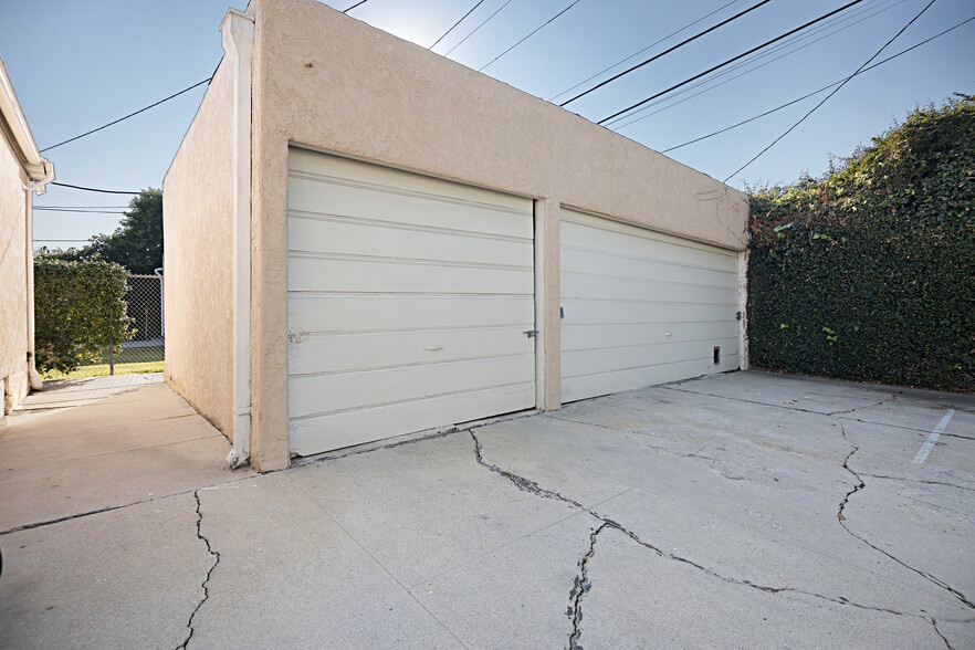 Building Photo - 853 N Citrus Ave