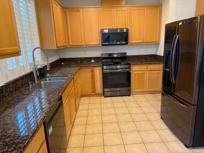 Building Photo - 236 Cogburn Way