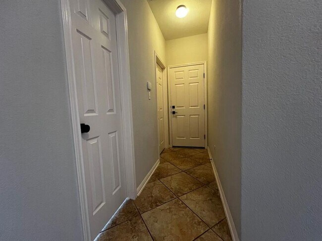 Building Photo - 12513 Palfrey Dr