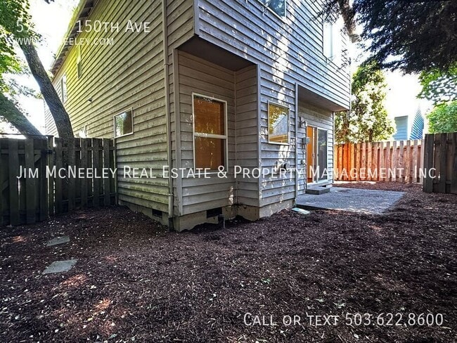 Building Photo - 572 SW 150th Ave