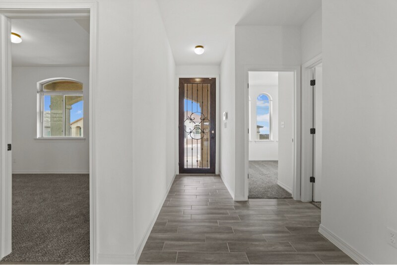 Building Photo - 14372 Nick Drahos Ln