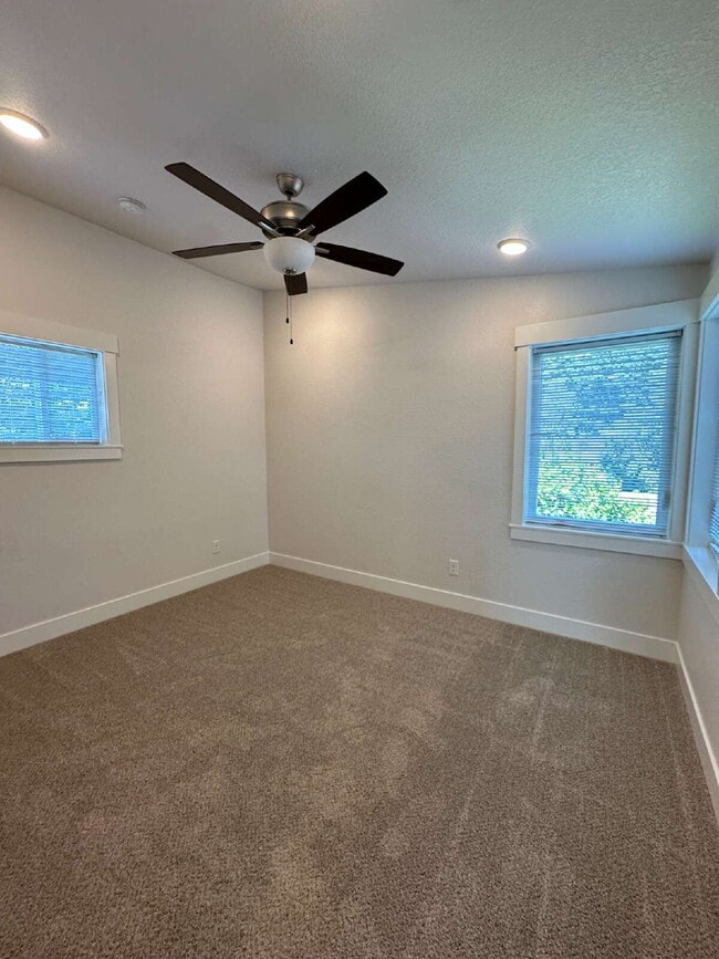 Building Photo - Beautiful 2023-construction, St. Johns Hom...