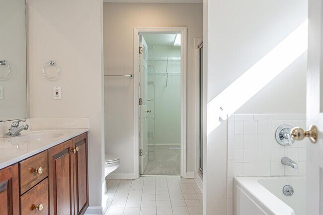 Building Photo - 22 La Quinta Loop